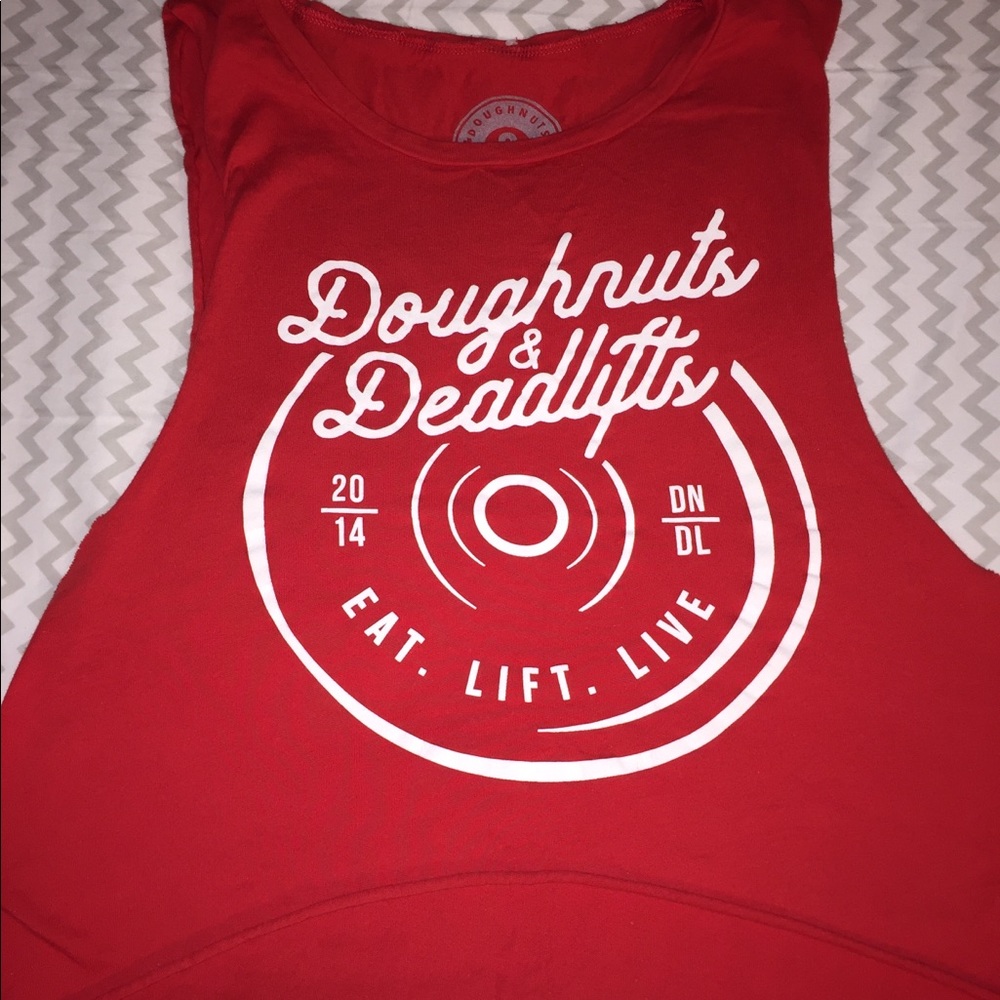 Doughnuts & Dedlifts Cropped muscle tee